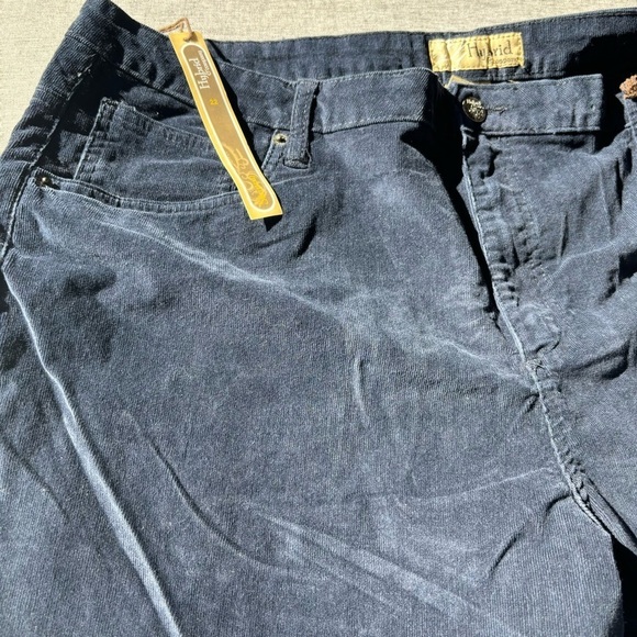 Hybrid & Company Super Comfy Stretch 5 Pockets Corduroy Skinny Pants - Picture 3 of 6